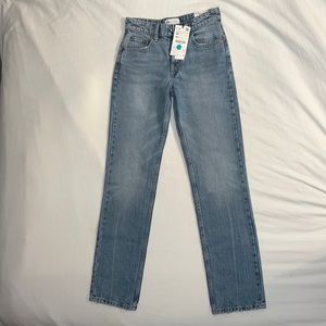 ZARA MID-RISE FULL LENGTH STRAIGHT LEG JEANS